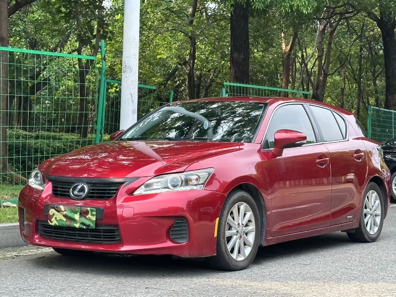 東莞12年雷克薩斯CT2