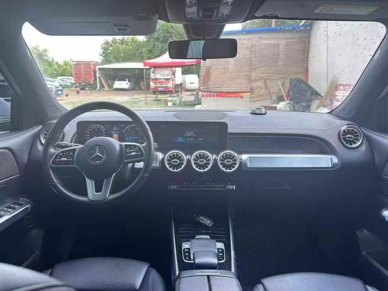 淄博20年奔驰GLB4