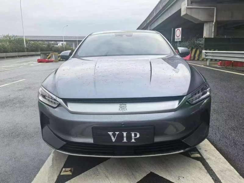 广州21年比亚迪秦1
