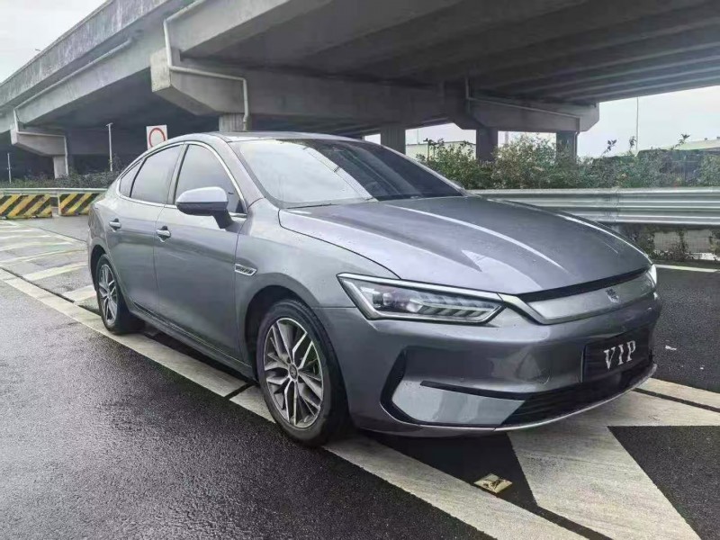 广州21年比亚迪秦2