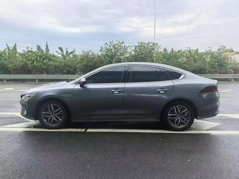 广州21年比亚迪秦6