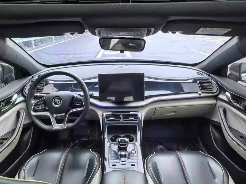 广州21年比亚迪秦9