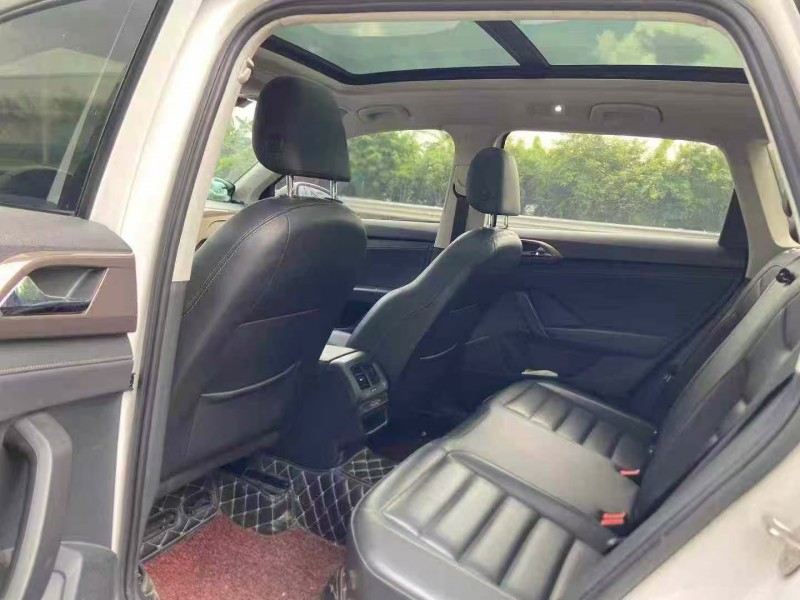 廣州19年大眾途岳9