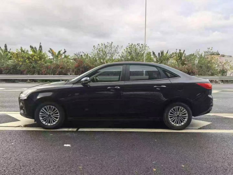 广州16年福特福睿斯6