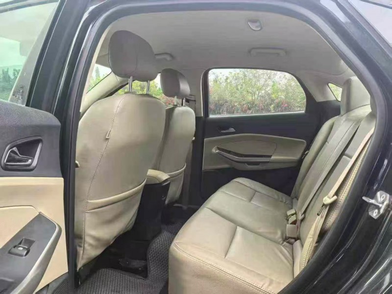 广州16年福特福睿斯9