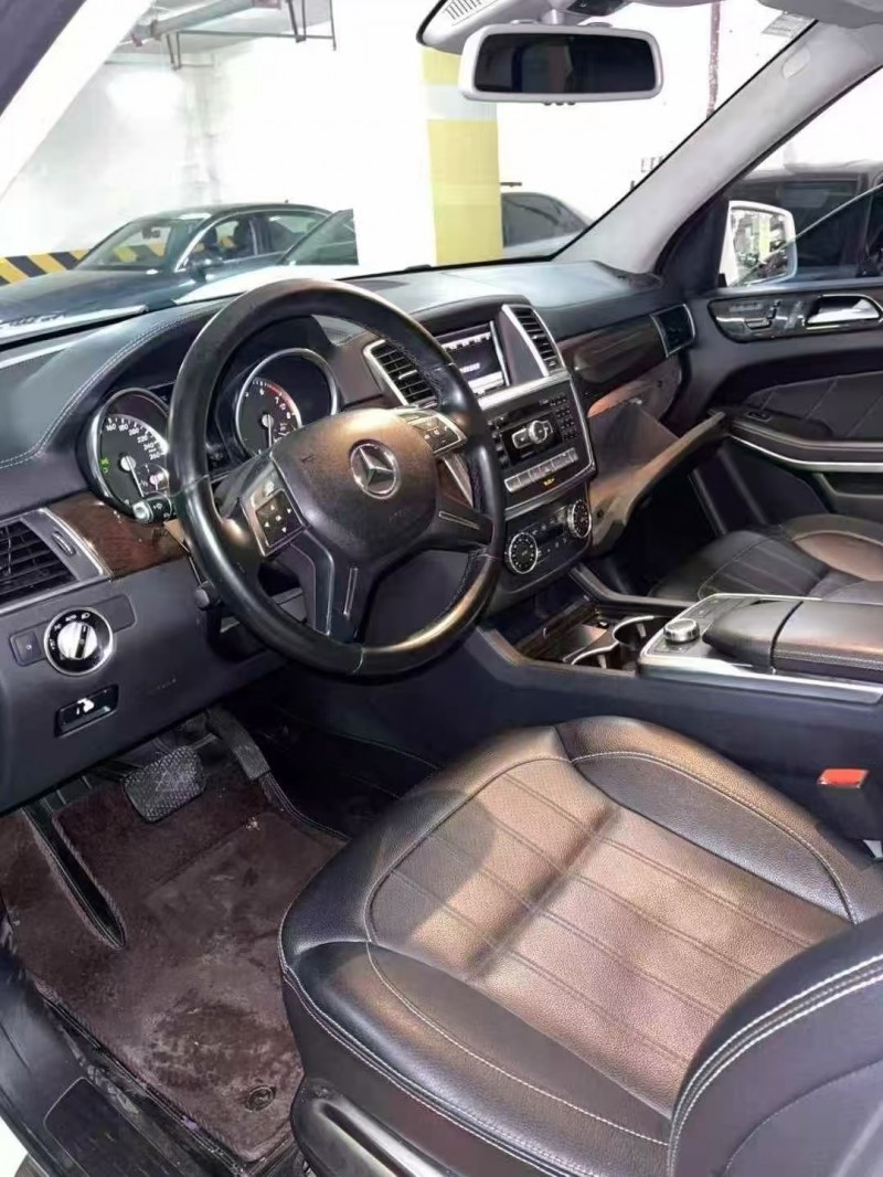 成都13年奔驰GL7