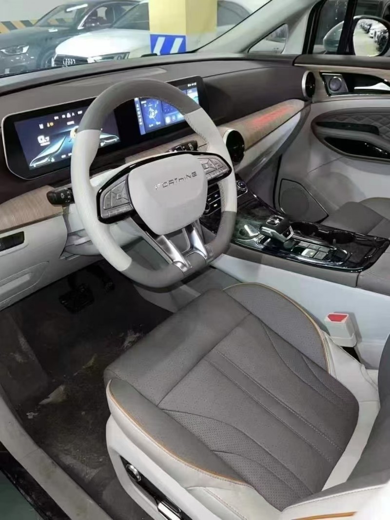 成都24年东风风光3