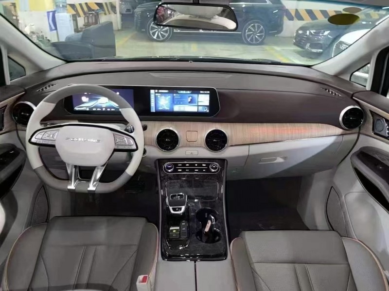 成都24年东风风光4