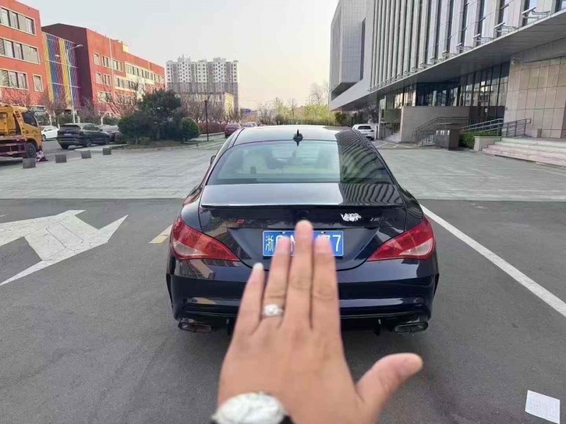 淄博16年奔驰CLA9