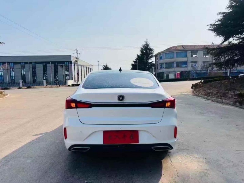 淄博21年长安汽车逸动9