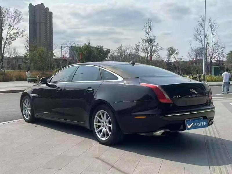東莞15年捷豹XJL7