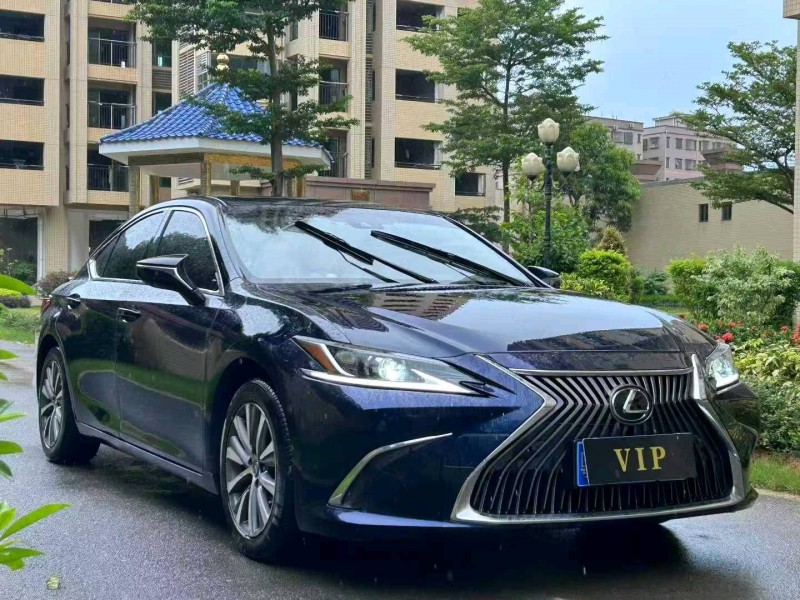 東莞18年雷克薩斯ES2