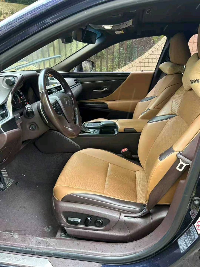 東莞18年雷克薩斯ES6