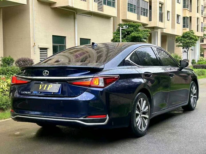 東莞18年雷克薩斯ES9