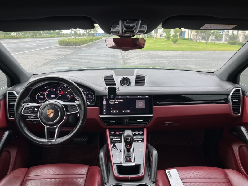 鹽城18年保時捷卡宴7