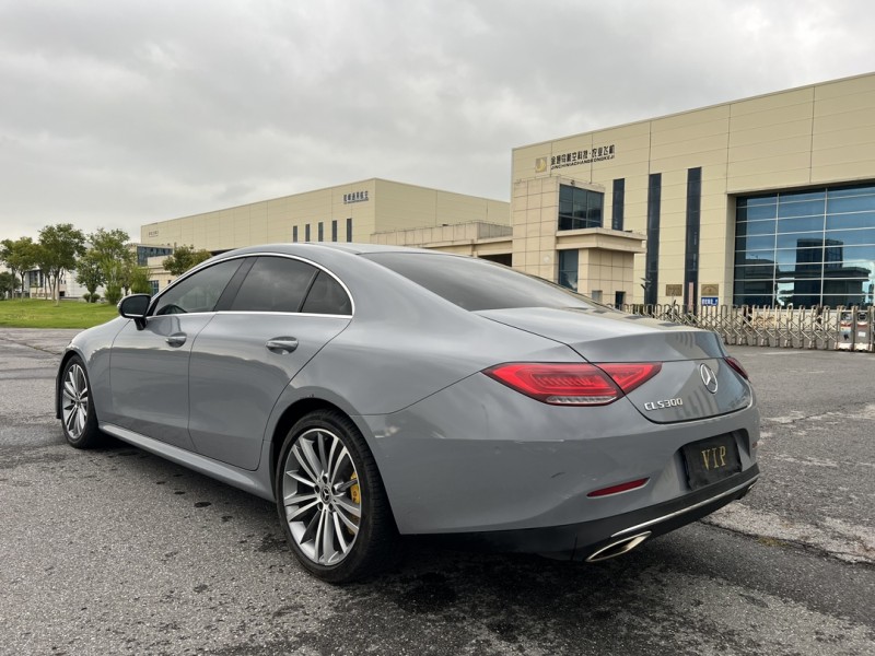 盐城19年奔驰CLS8