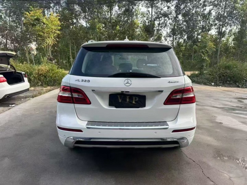 徐州14年奔驰ML9