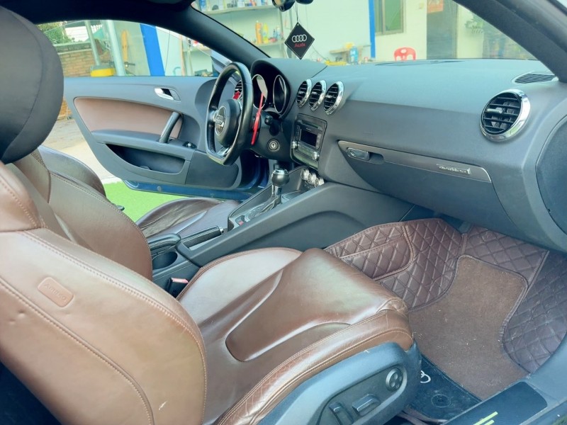 广州11年奥迪TT4