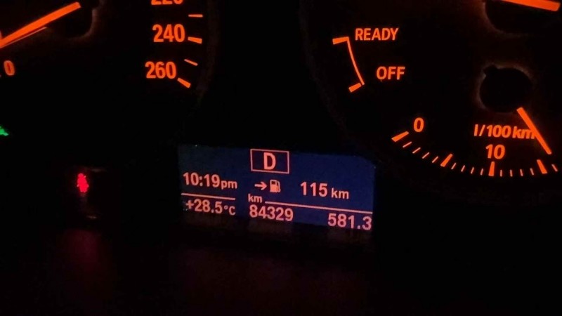 枣庄16年宝马3系9