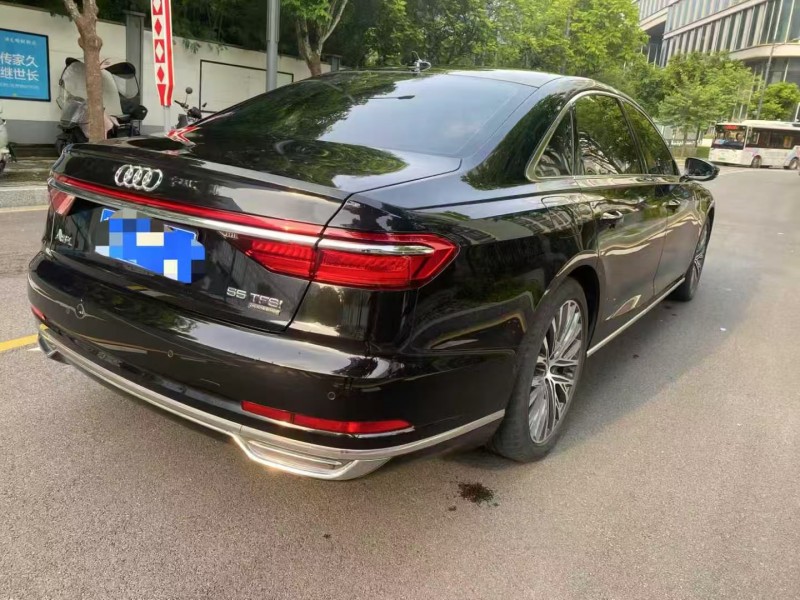 深圳21年奥迪A8L9