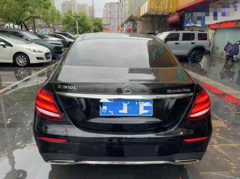 徐州17年奔驰E9