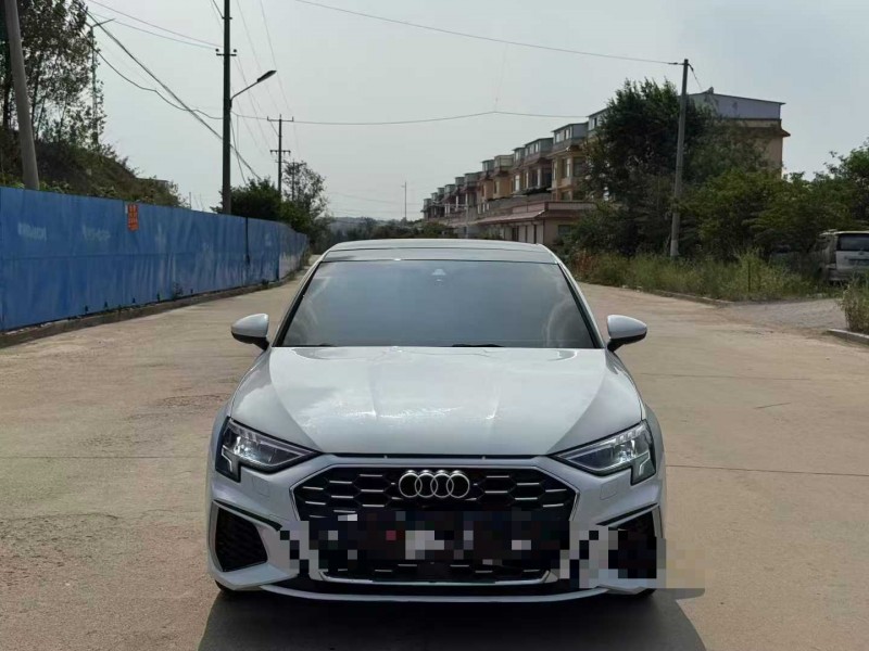 青岛23年奥迪A31