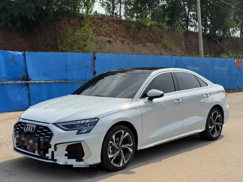 青岛23年奥迪A32