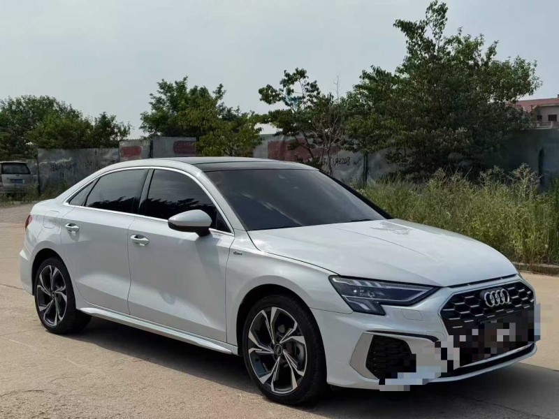 青岛23年奥迪A33