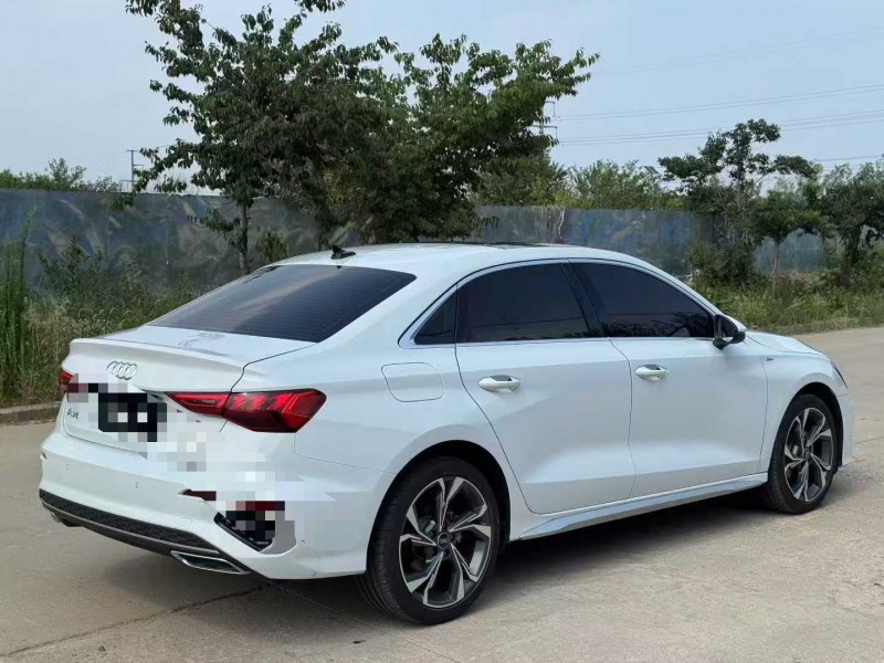 青岛23年奥迪A38