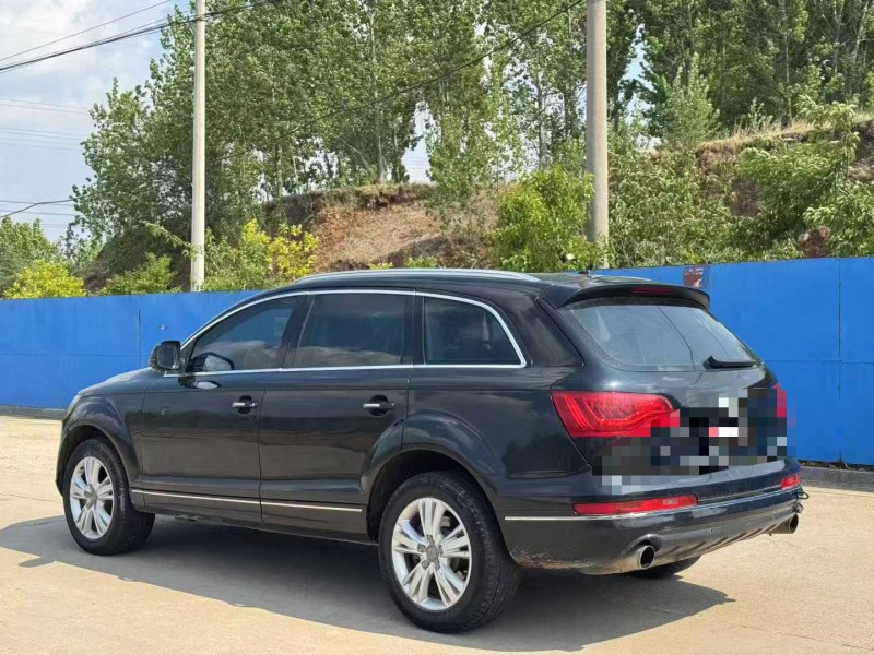 青岛14年奥迪Q77