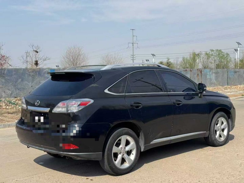 青岛12年雷克萨斯RX8