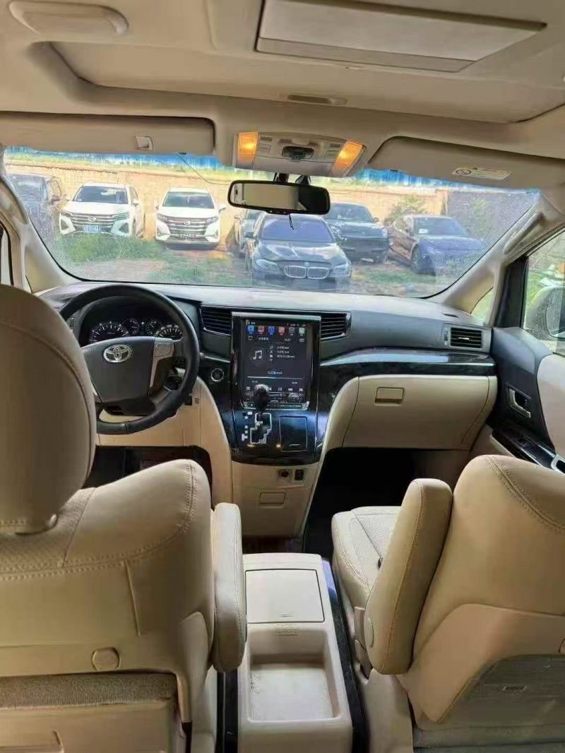 濟南12年豐田埃爾法5