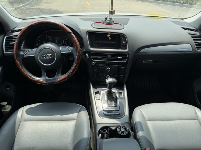 盐城13年奥迪Q57