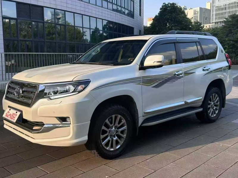 佛山19年豐田普拉多3