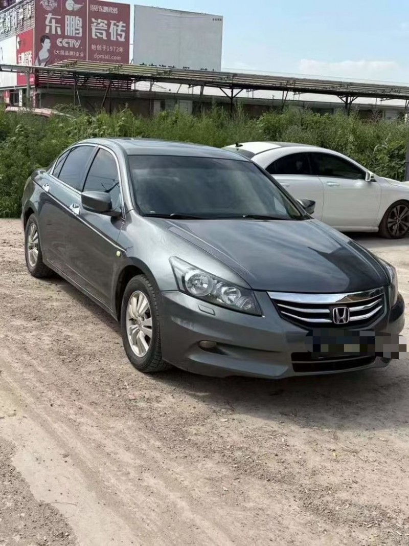 天津12年本田雅阁4