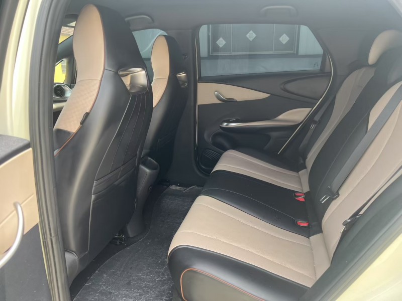 枣庄23年比亚迪海豚9