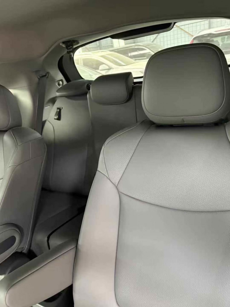 天津25年豐田格瑞維亞7