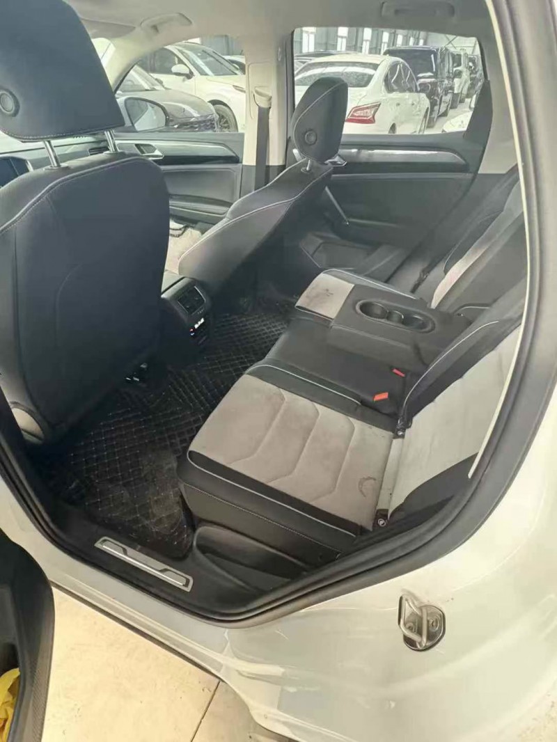 天津21年大眾探岳5