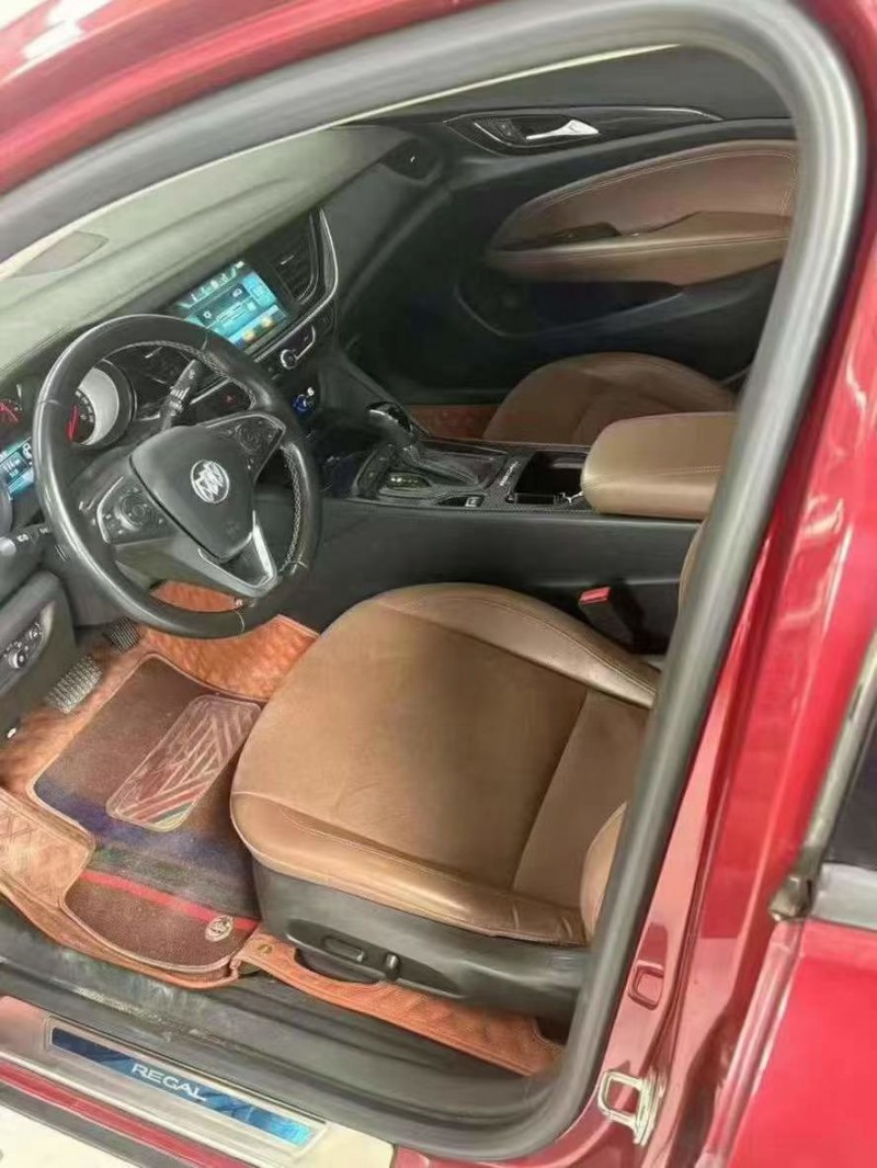 天津19年别克君威7