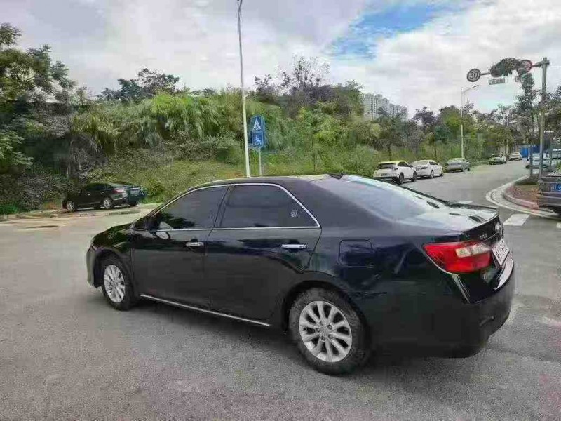 南宁12年丰田凯美瑞7