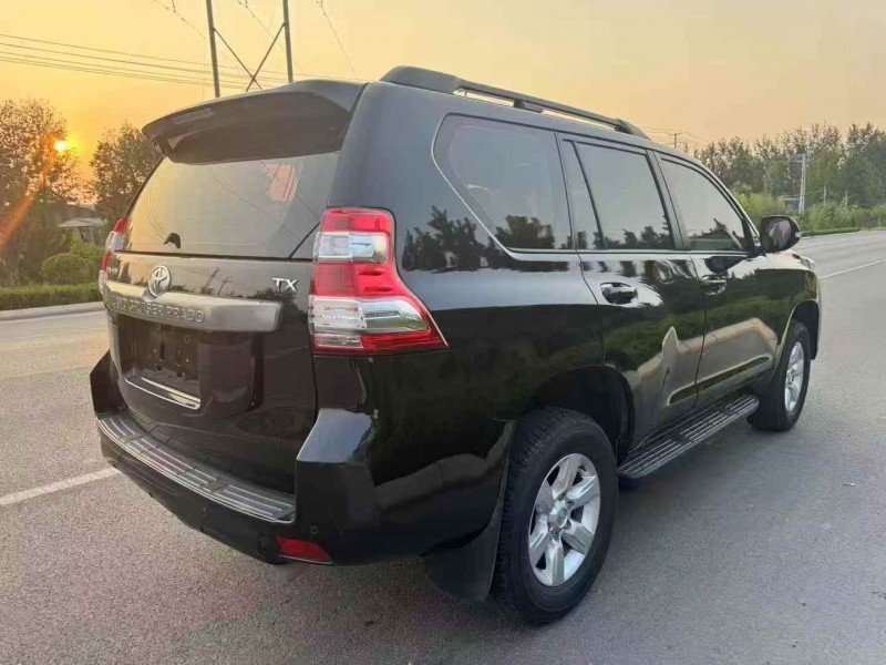 淄博17年豐田普拉多7