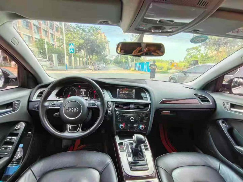 南宁15年奥迪A4L5