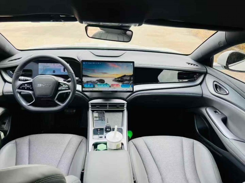 淄博24年比亚迪海豹5