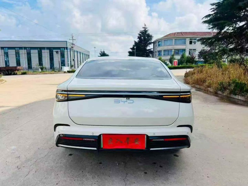 淄博24年比亚迪海豹9