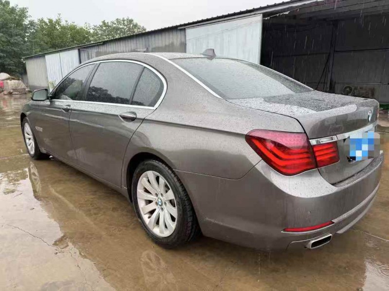 濟南13年寶馬7系7