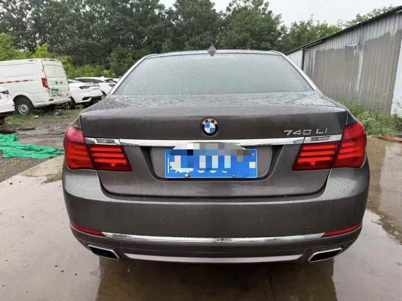 濟南13年寶馬7系9