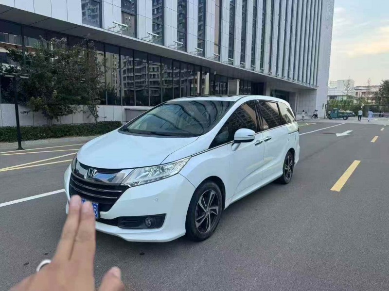 青岛16年本田奥德赛2