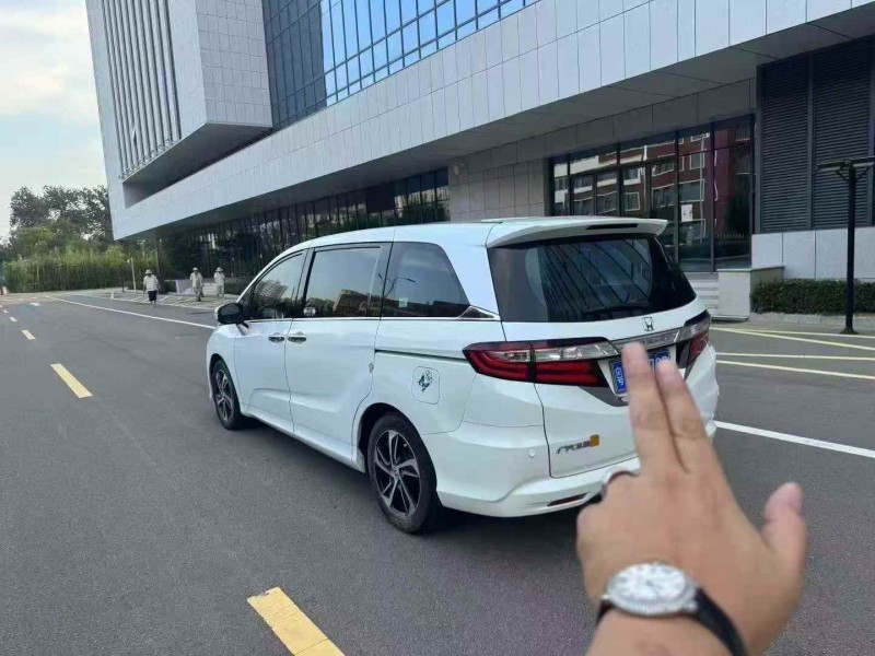 青岛16年本田奥德赛12