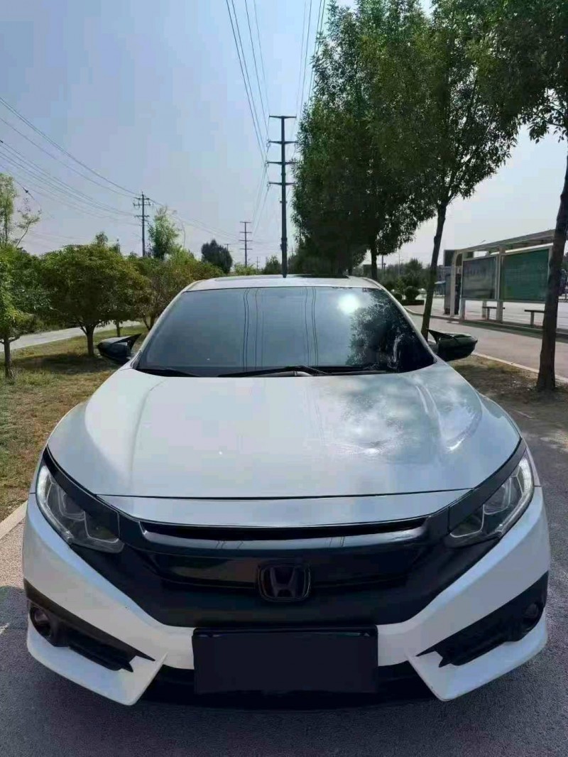 青岛18年本田思域1