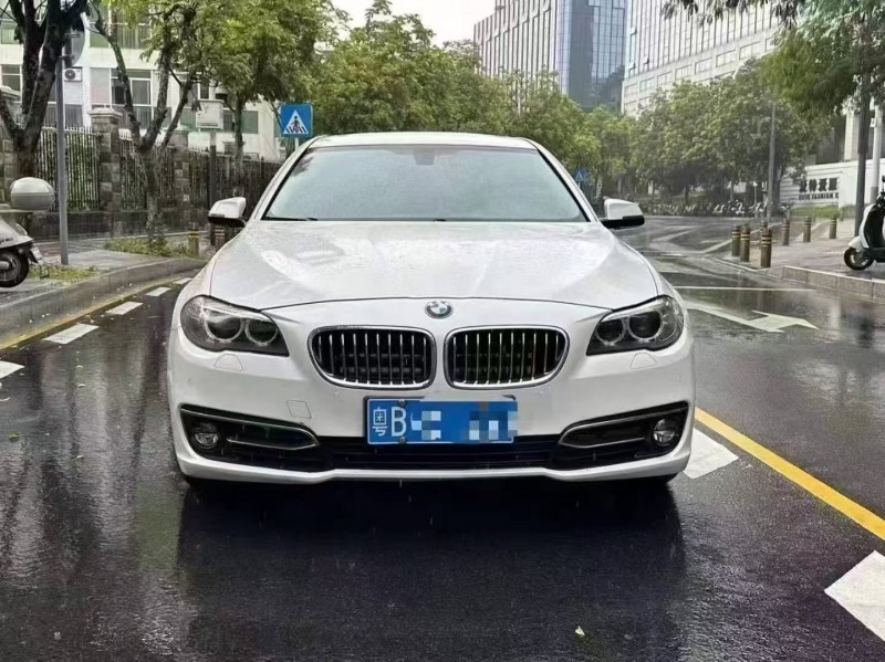 深圳16年宝马5系1